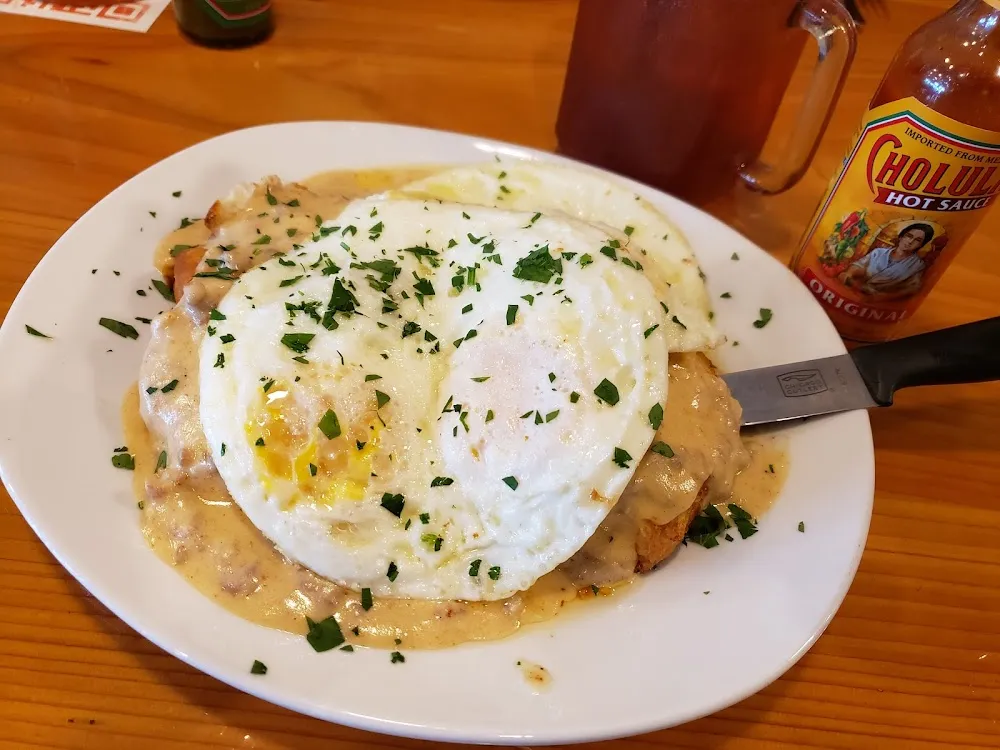 Biscuits and Gravy w Eggs